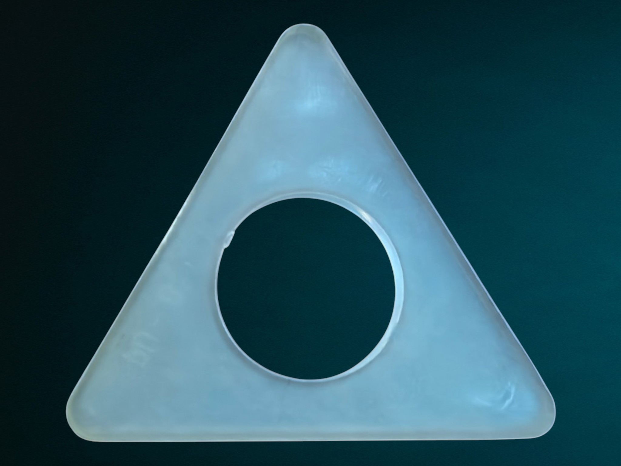 Big triangular cleaner